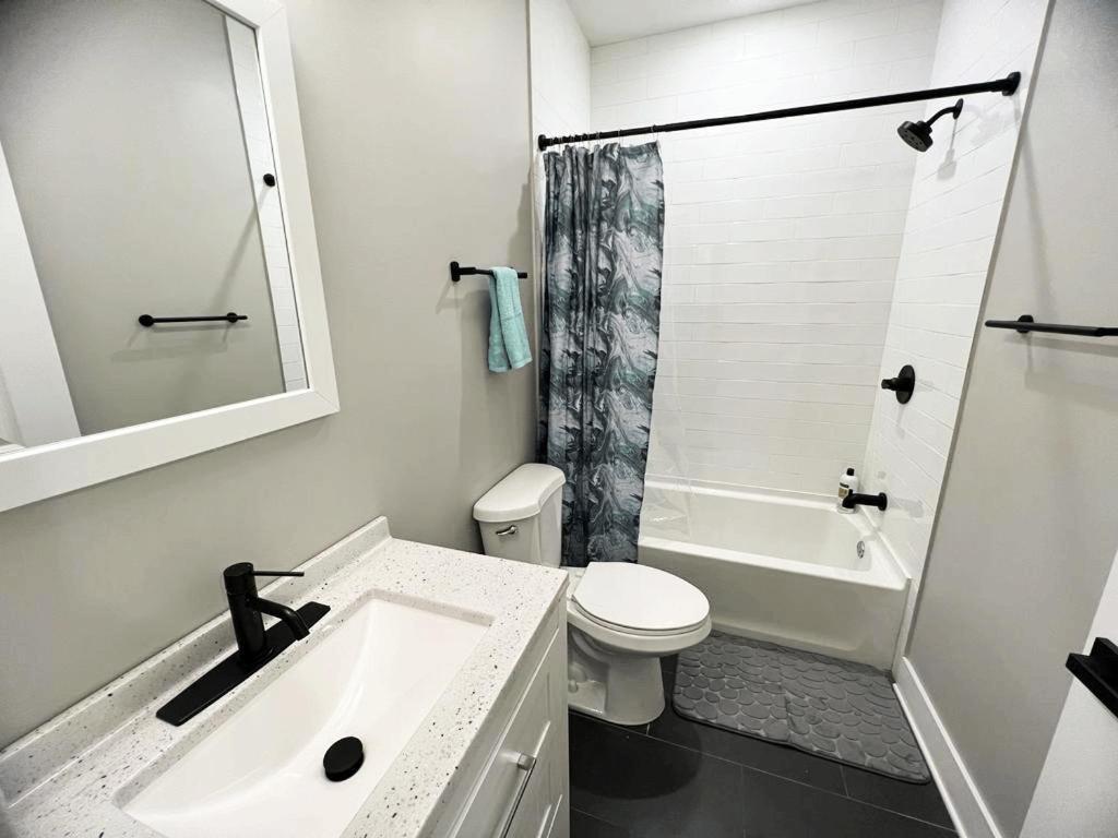 Modern 2Br 2Ba Apartment With Rooftop In Brewerytown Filadelfia Exterior foto